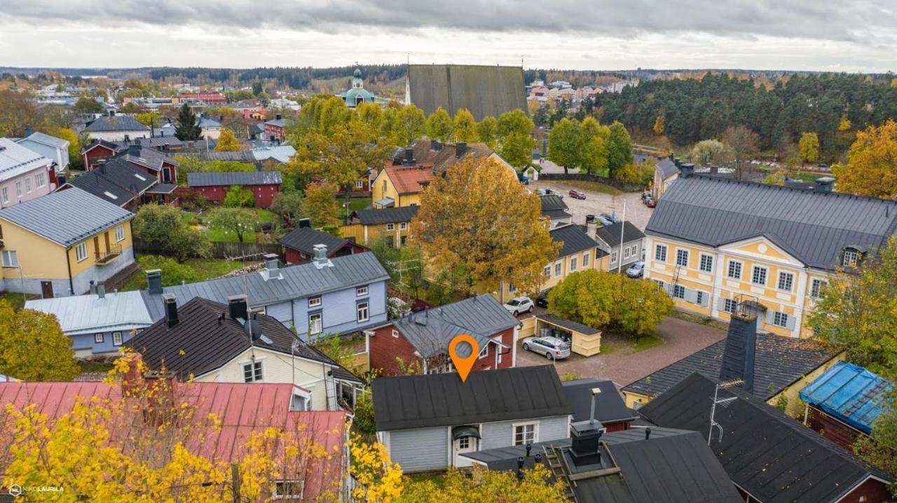 Hotel Piispan Majatalo, Pieni Erillistalo Porvoo Exterior foto